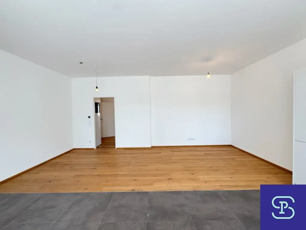 Moderne 68m² DG-Wohnung mit Einbauküche Nähe Pilgramgasse - 1050 Wien
