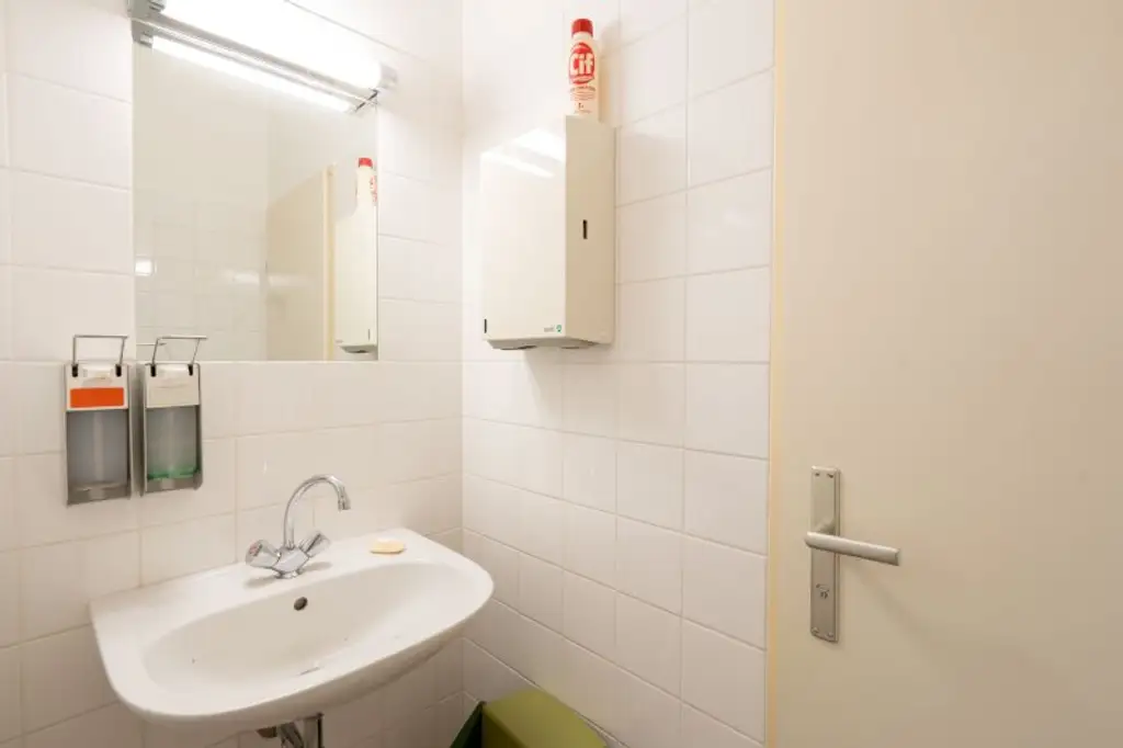 ZU MIETEN: Vielseitig nutzbare Gewerbe/Bürofläche – individuell gestaltbar! Barrierefrei