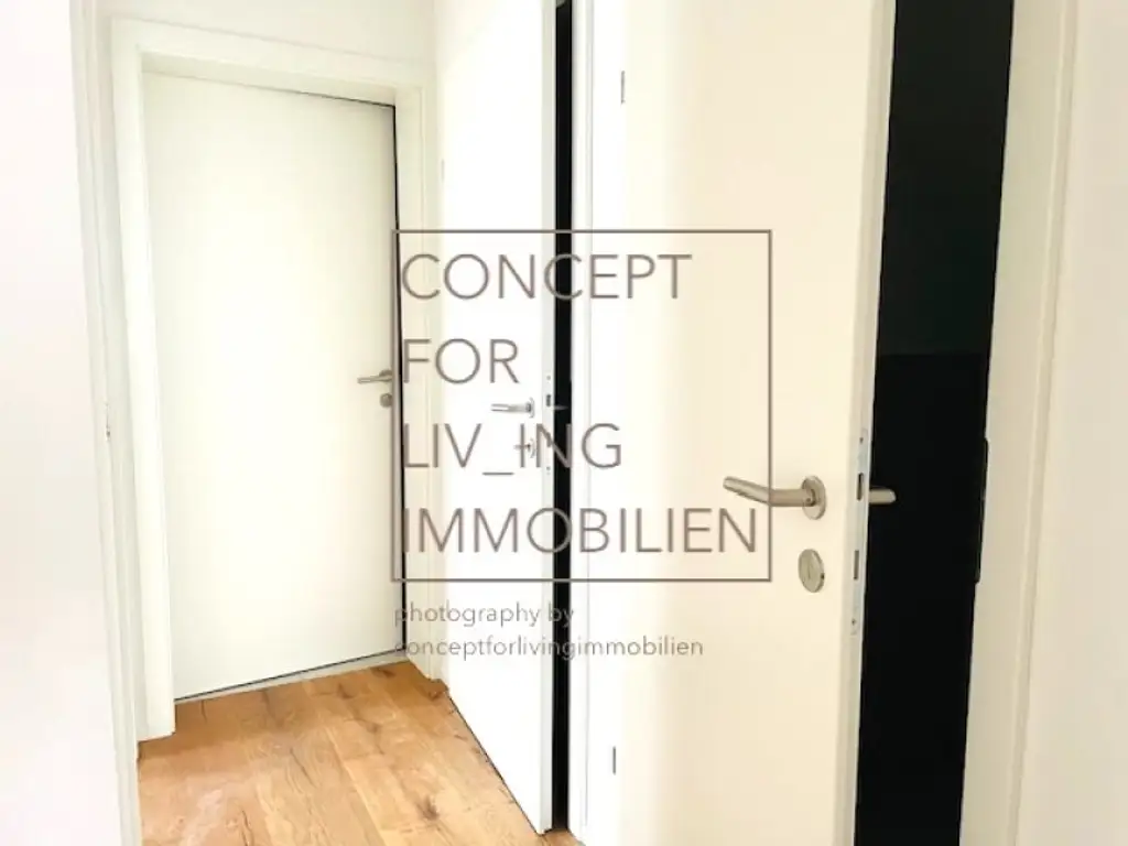 Modernes Haus. Südlage. Pool (*). Erstklassige Ausstattung. Garage. Traumhafter Garten. Bauprojekt. Beziehbar ab FJ 2027