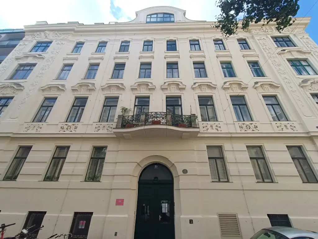 Großzügige 3-Zimmer Altbau-Wohnung in Bestlage! 3. Stock mit Lift! Nähe U4 Margaretengürtel und Pilgramgasse!