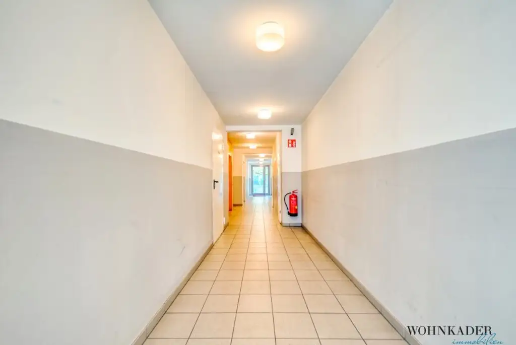 Moderne 3-Zimmer-Wohnung mit Loggia zum ruhigen Innenhof – Nähe Karmelitermarkt