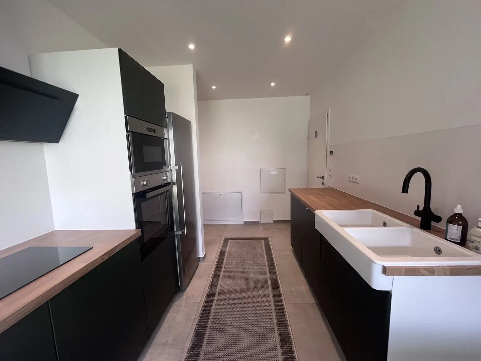110m2 bis 183 m2  Saal zur individuellen Nutzung!