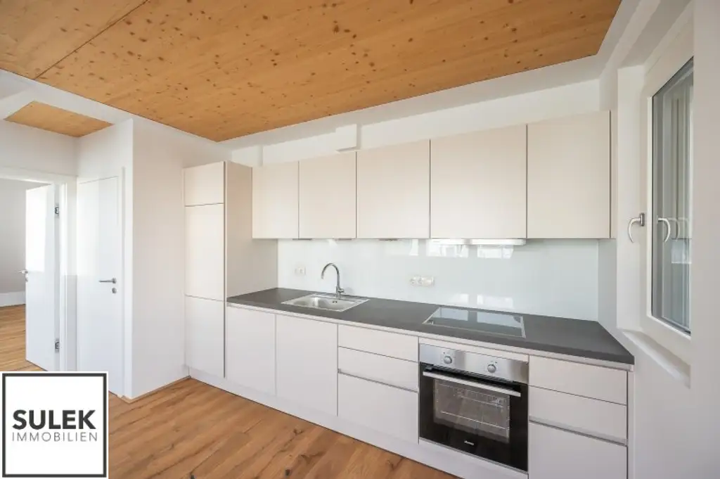 Erstbezug: 3-Zimmer-Maisonette mit hofseitiger Terrasse