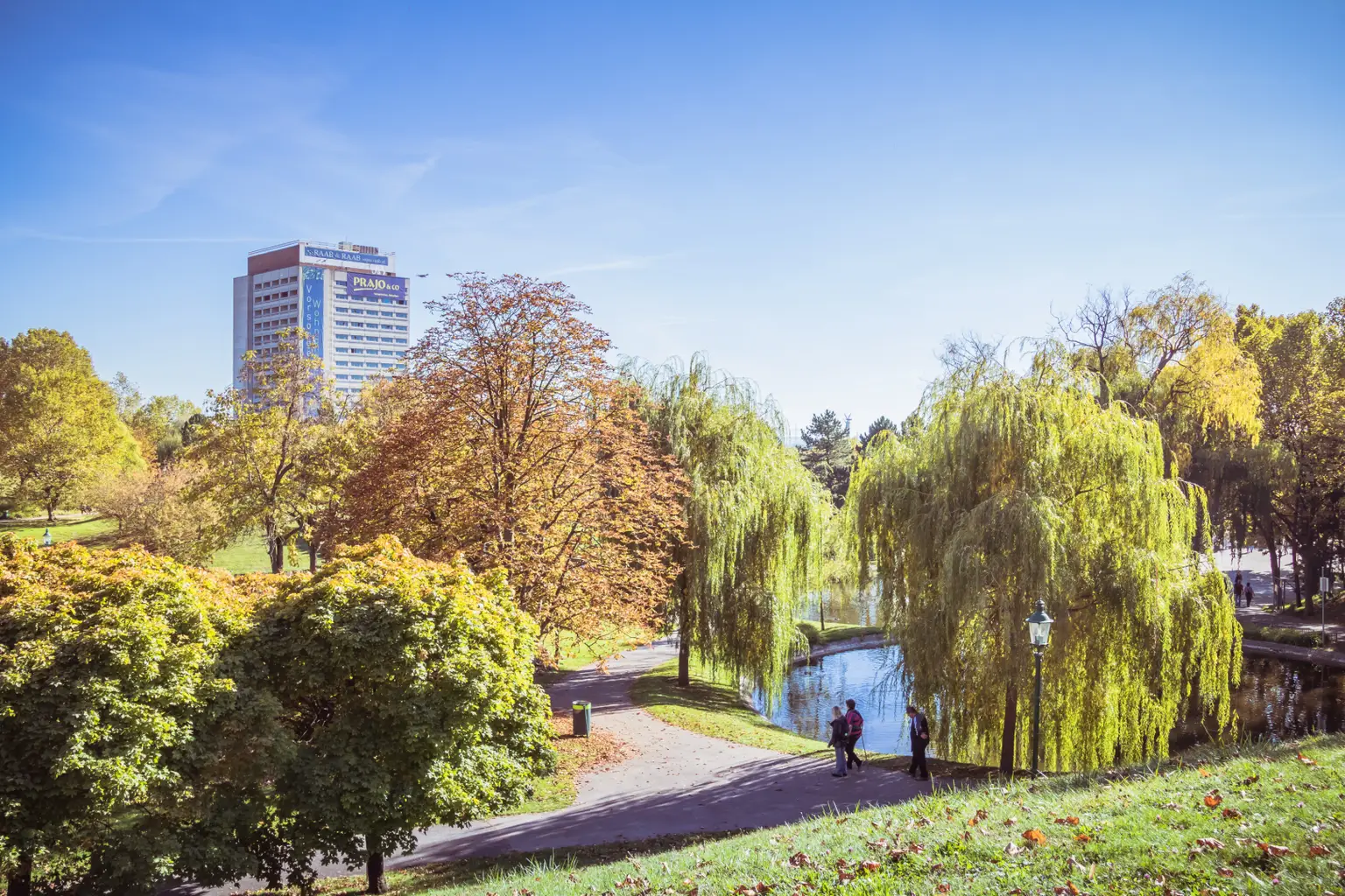 Neubauprojekt Oberlaa - Wohnen, wo Lebensqualität zu Hause ist! Haus 1 mit Eigengarten und Dachterrasse!