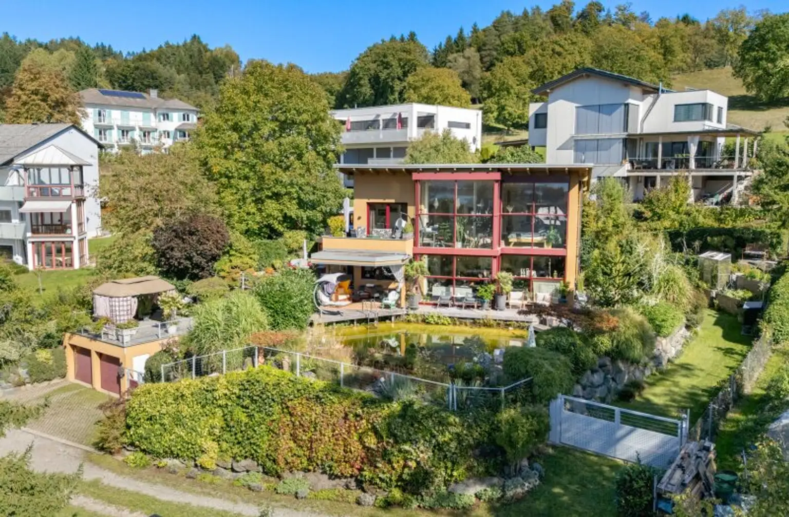*** Wohnen mit Wörtherseeblick & Schwimmteich in Pörtschach ***