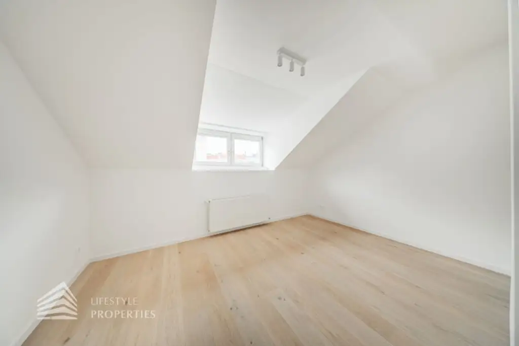 Heller 3-Zimmer Erstbezug mit Terrasse, Nähe Kutschkermarkt