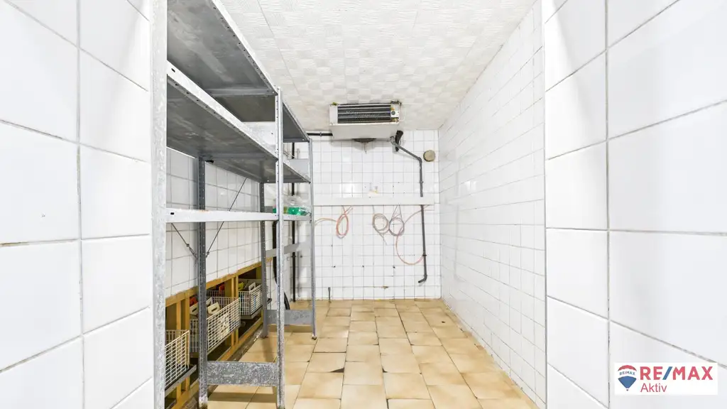 Voll ausgestattetes Gasthaus mit Wohnung in Angern an der March