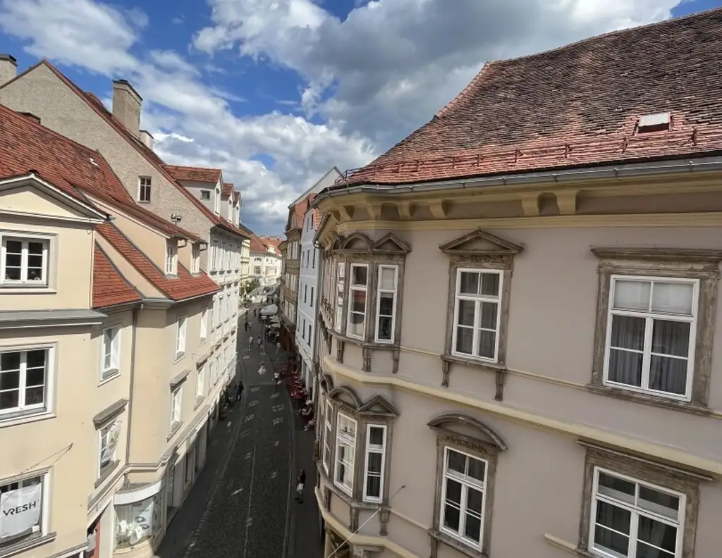 WG-geeignet - Absolute Innenstadtlage! Traumhaft schöne 4-Zimmer-Wohnung mit separaten Küche m Herzen von Graz nahe dem Grazer Hauptplatz und Schloßberg - Provisionsfrei