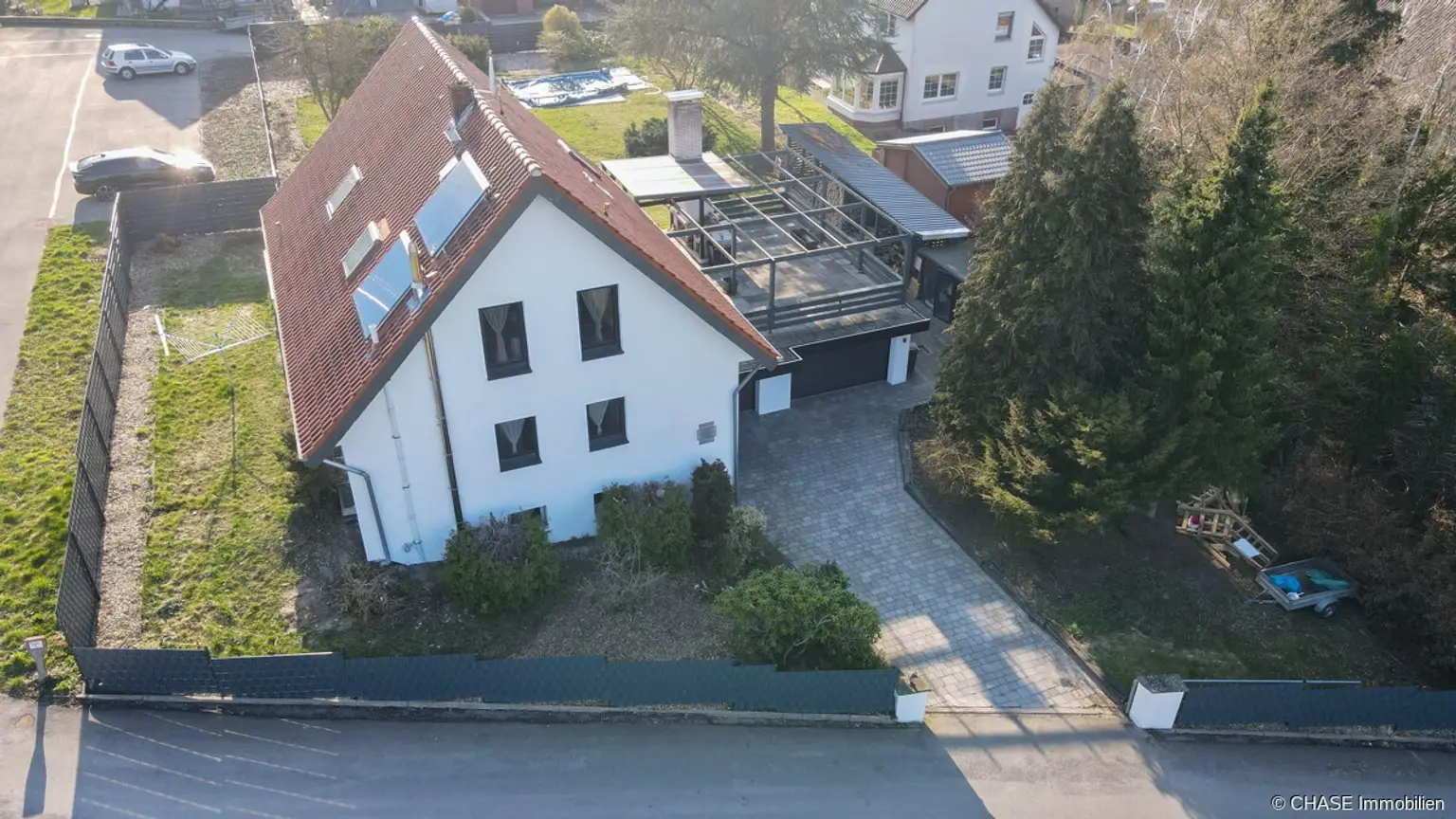 Außenansicht seitlich, Gebäudeeingang