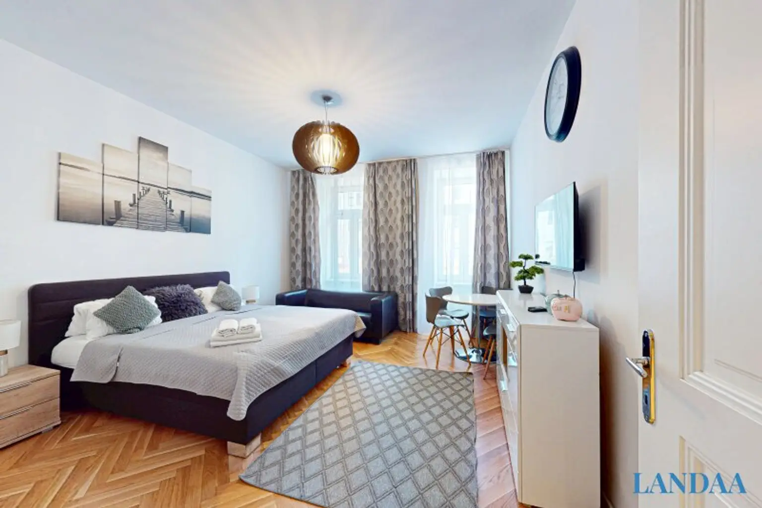 ++NEU++ Modern im Altbau - wunderschöne 2 Zimmer Wohnung mit Balkon! Ideal auch zur Vermietung – Top Zustand