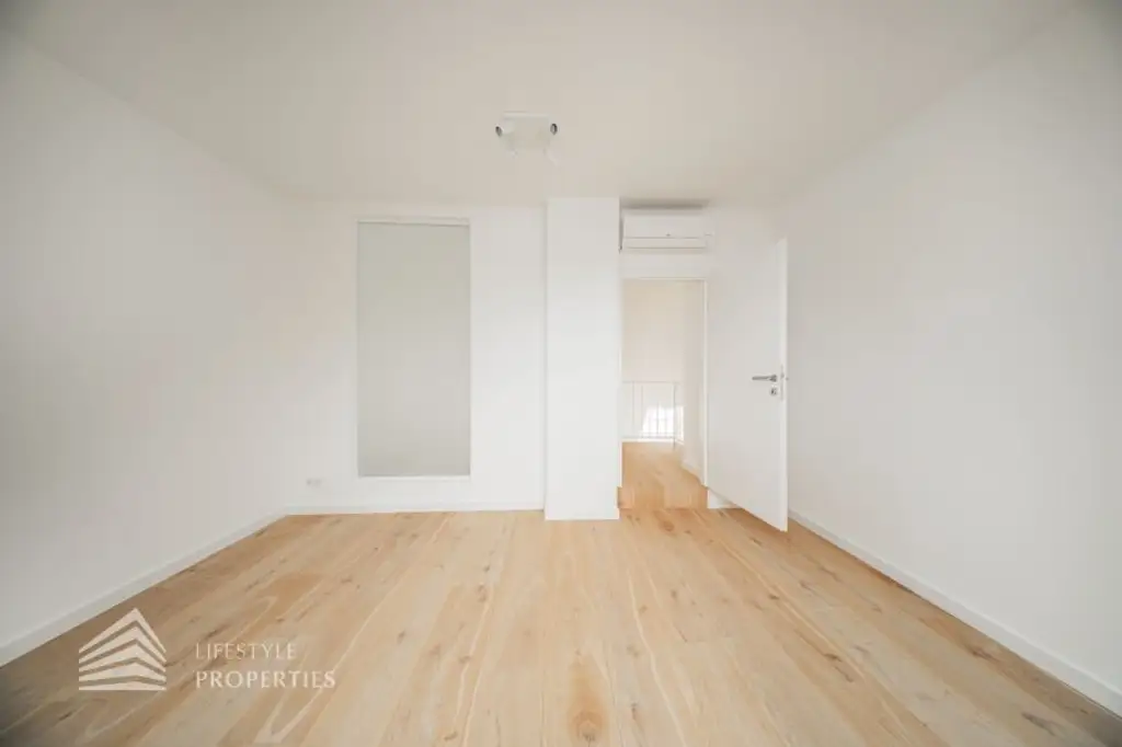 Helle 2-Zimmer-Maisonettewohnung, Nähe Wiedner Hauptstraße