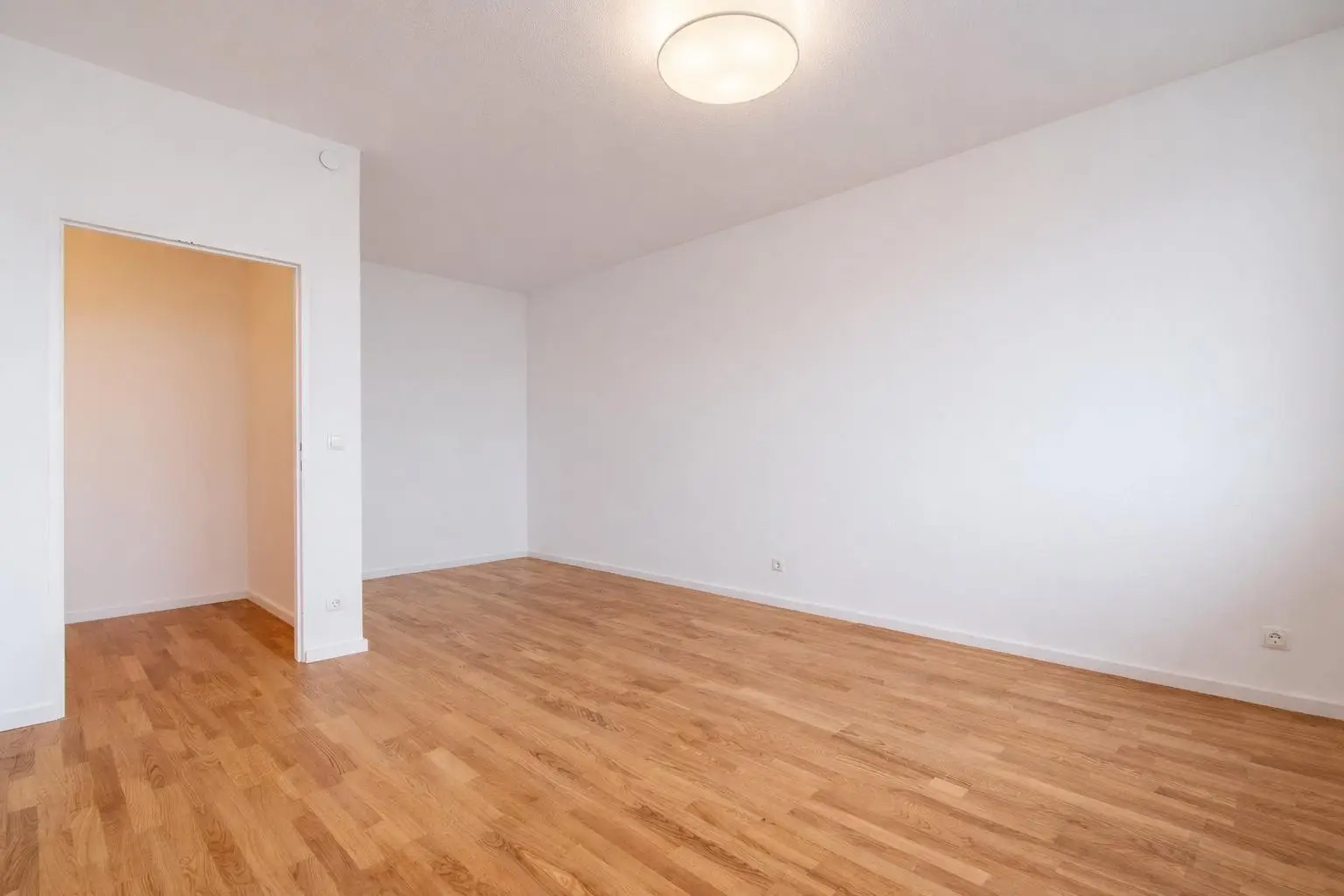 Wohn-Schlafraum, Iststand