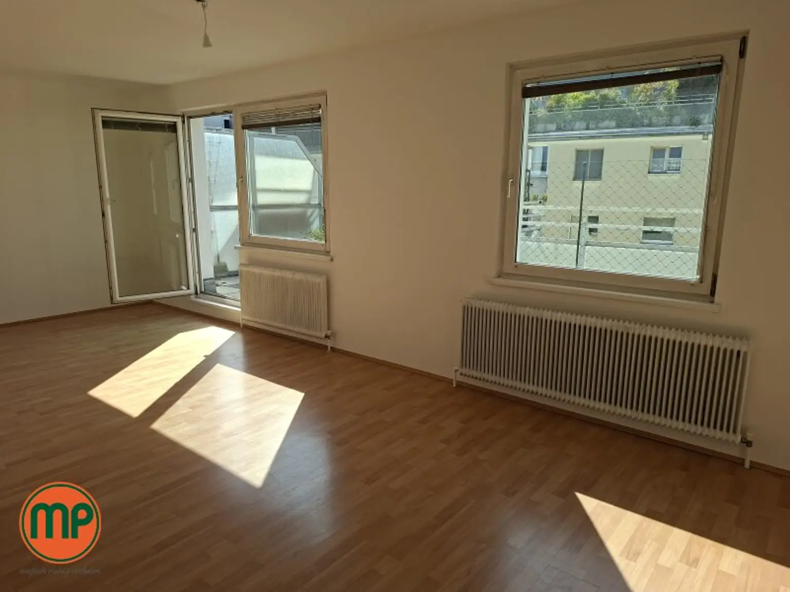 Wohnen mit Weitblick - stilvolle DG-Wohnung mit 2 Terrassen
