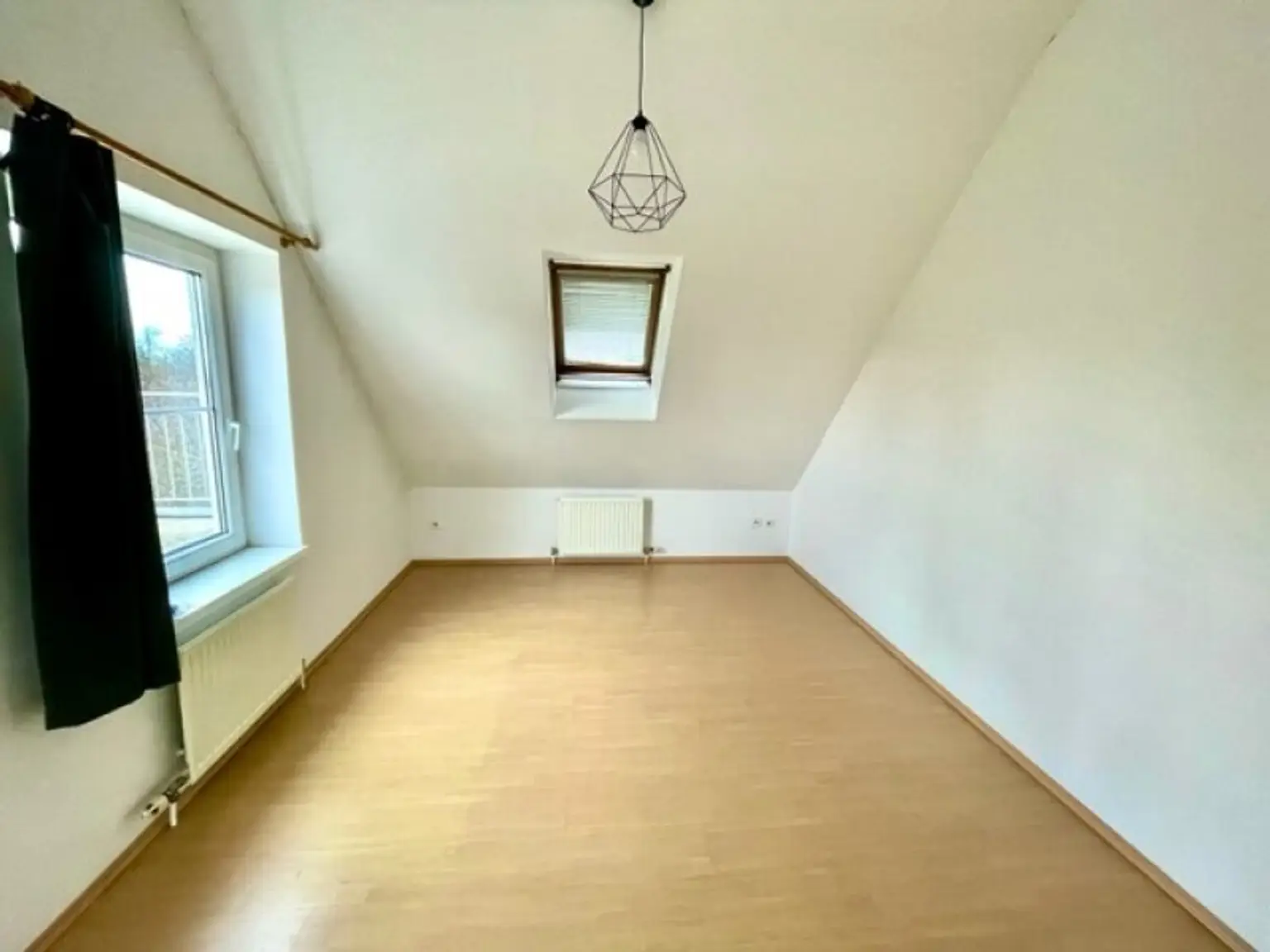 MIETOBJEKT- Wunderschönes Doppel-Haus mit herrlichen Terrassen & Garten - BRUCKHAUFEN -Nähe Donauturm - Uno- City!