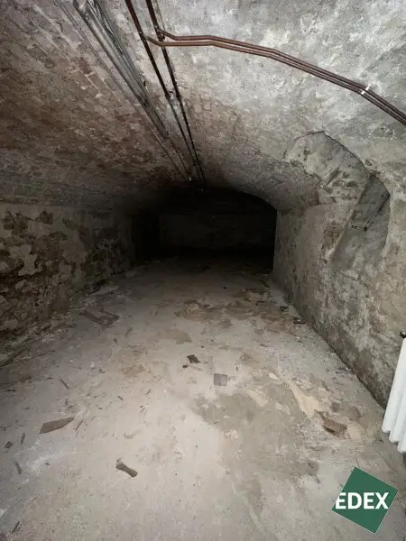 Großes Lager im 15. Wiener Gemeindebezirk