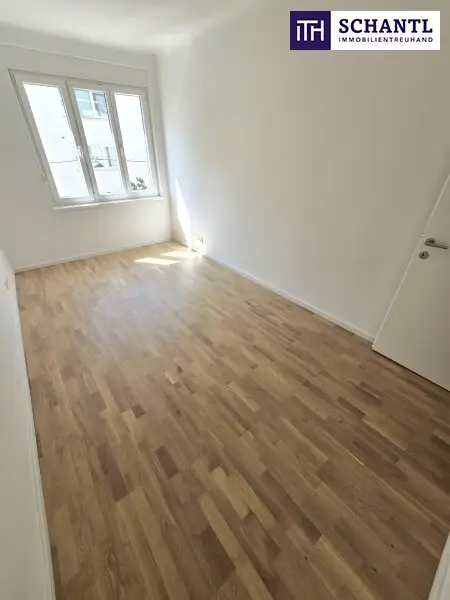 Rasenmäher statt Straßenlärm! TOP saniert + Herrlicher Eigengarten + Hofseitiger Balkon + Viel Grün + Viel Lebensqualität + Absolute Ruhelage + Ideale Raumaufteilung! Besser geht´s nicht! Nicht lange zögern...