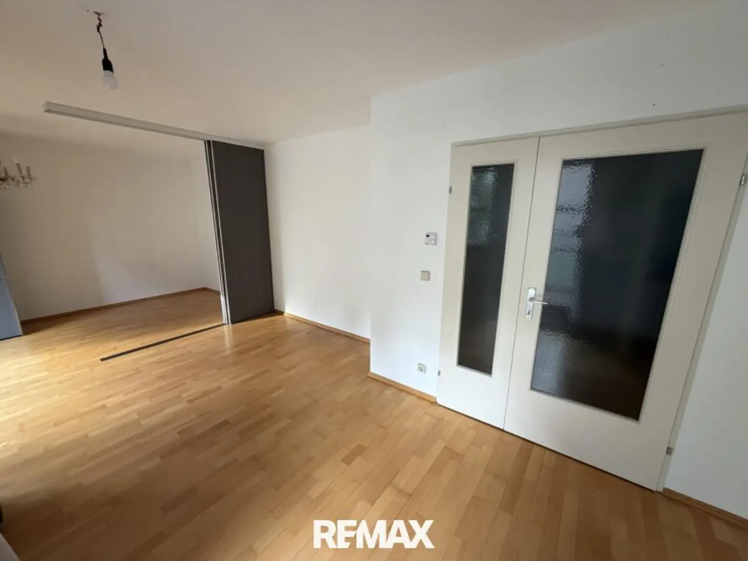 2 Wohn-Schlafzimmer