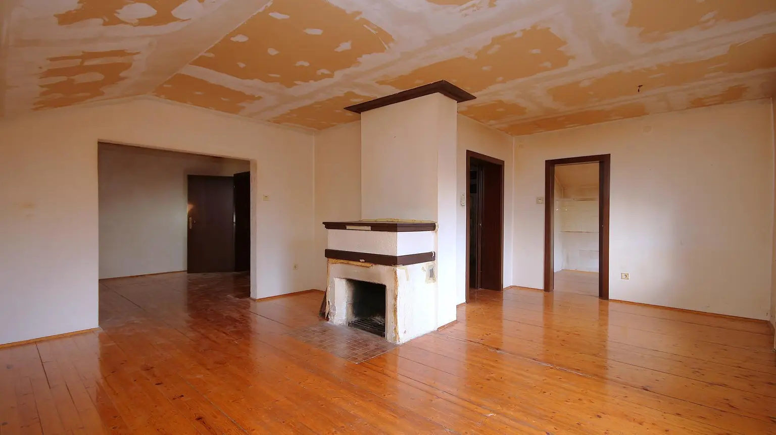 Villenviertel Frohnleiten – Sanierungsbedürftiges Einfamilienhaus in ruhiger Aussichtslage