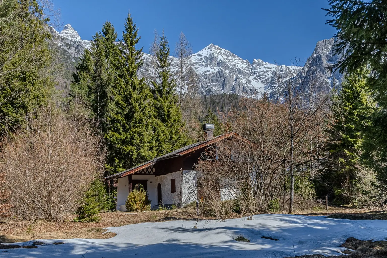 Baugrundstück mit Altbestand/Freizeitwohnsitz