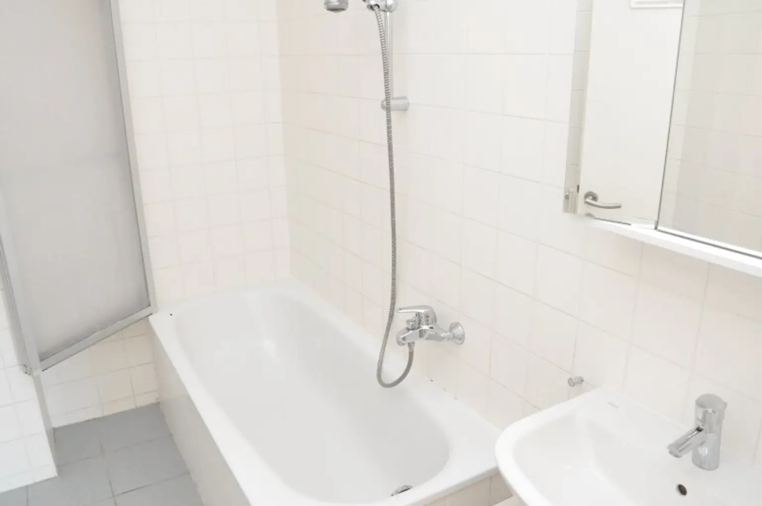 Helle 3-Zimmer Wohnung mit Balkon Nähe Donaukanal