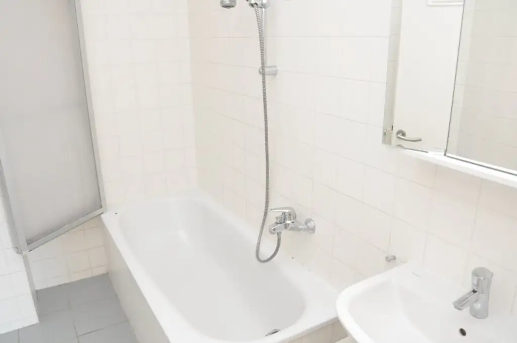 Helle 3-Zimmer Wohnung mit Balkon Nähe Donaukanal
