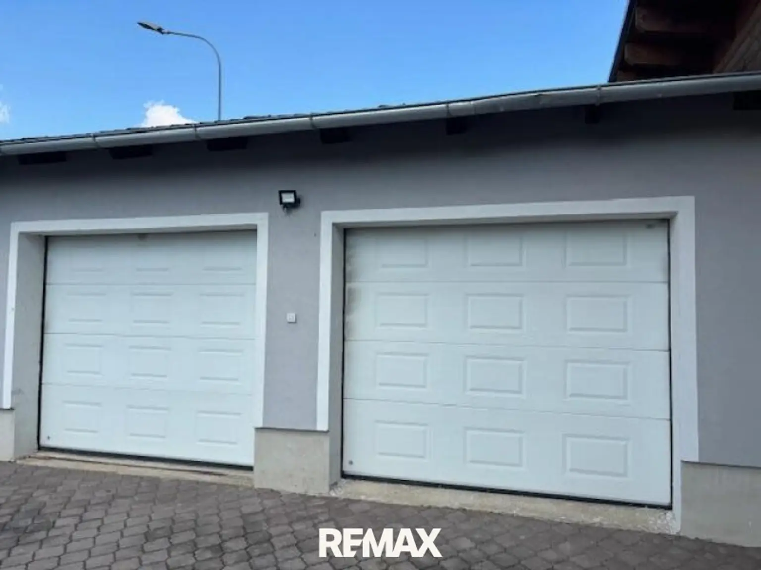 Doppelgarage
