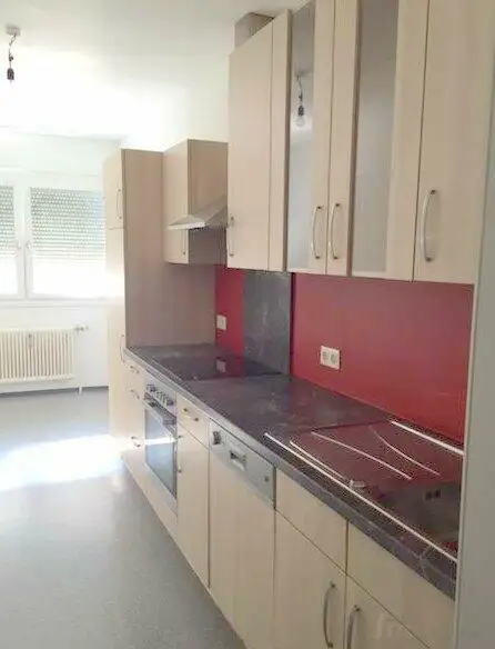 Geidorf: Großzügige 4 Zimmer-Mietwohnung, verglaste Loggia, WEG geeignet.