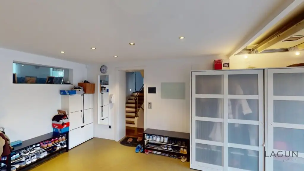 Hochwertiges Luxus-Einfamilienhaus in Maria-Lanzendorf