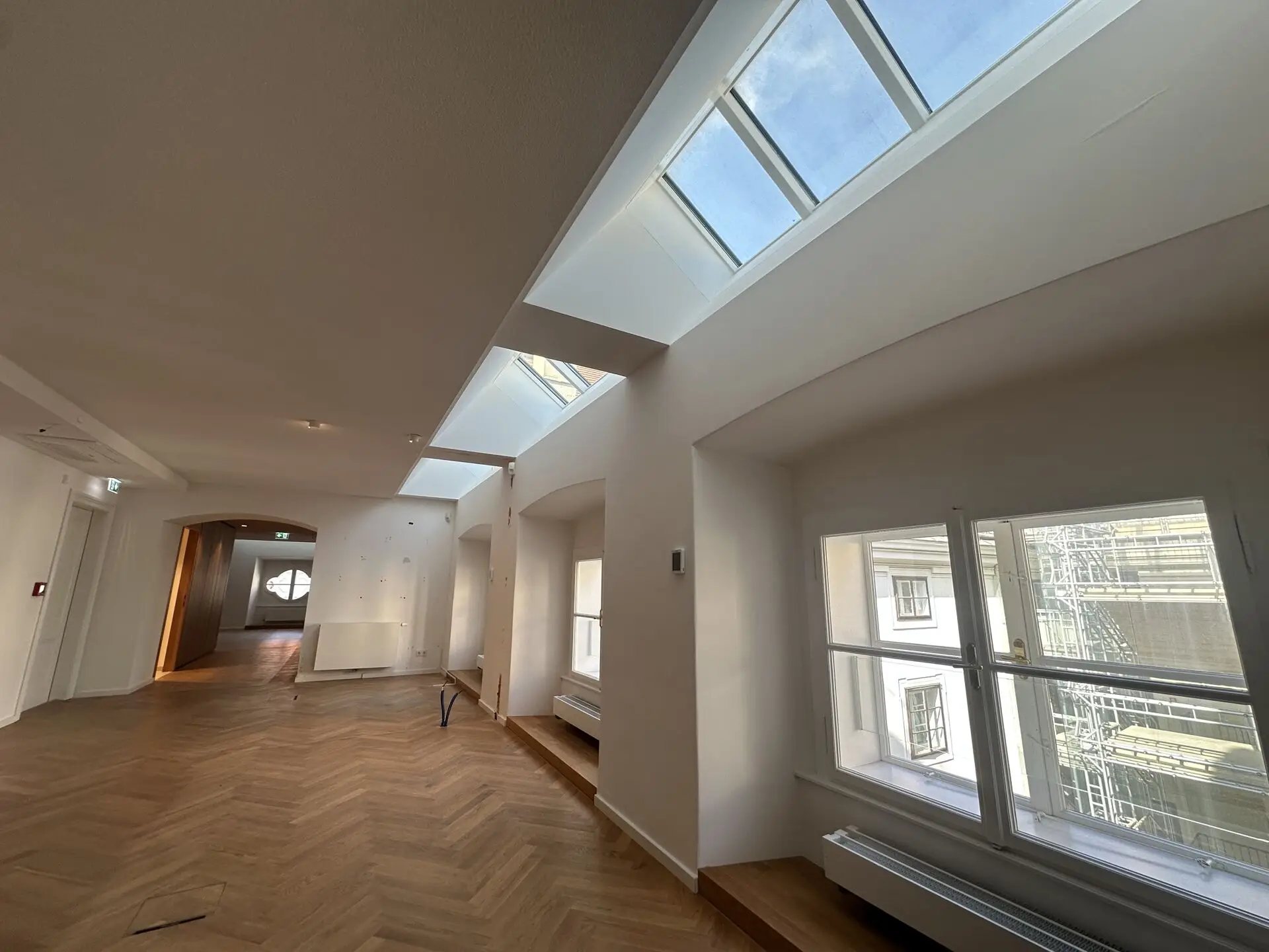 20260309_121653689_iOS