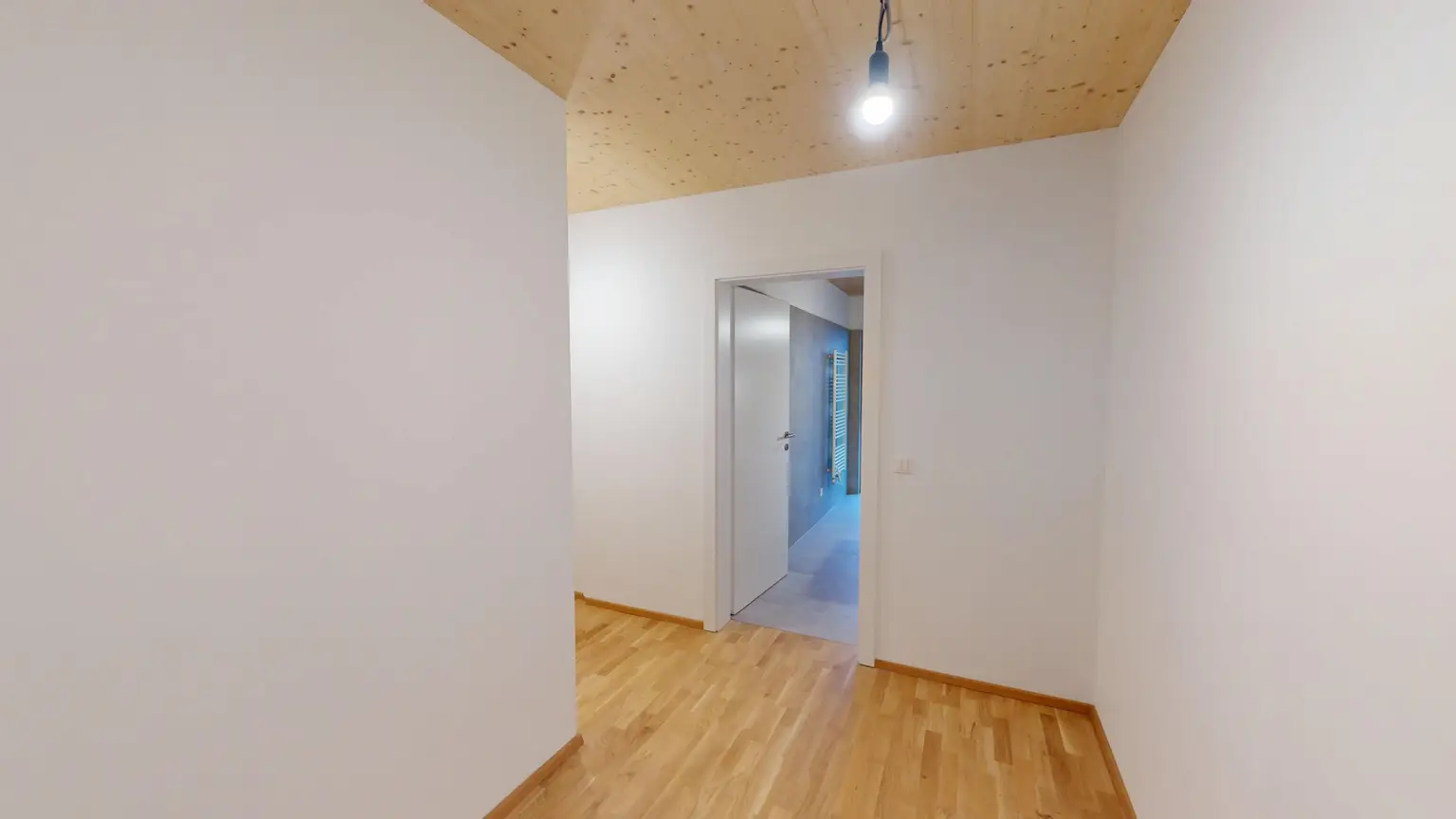 Traumhafte Balkonwohnung I 4 Zimmer I Holzbauweise