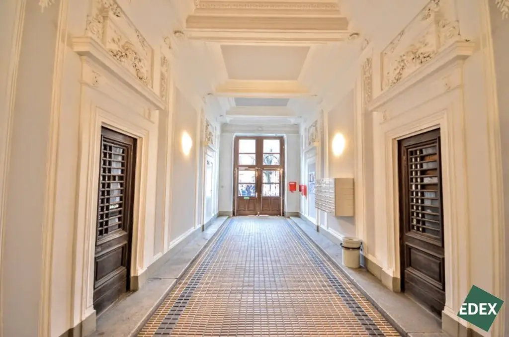 Klimatisierte 4-Zimmer-Wohnung mit Terrasse nahe der Wiener Innenstadt (optional mit PKW-Stellplatz)