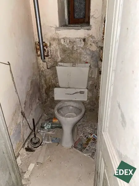 Große Werkstätte im 15. Bezirk