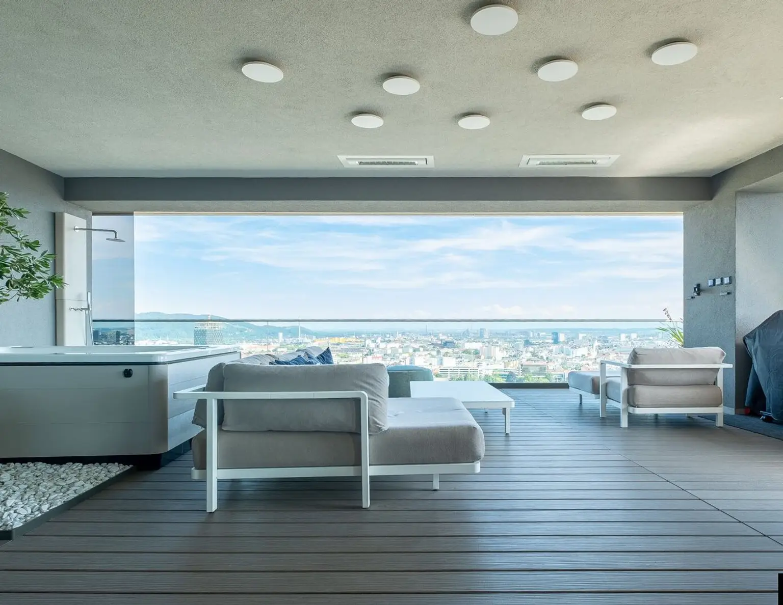 LINZ Bruckner Tower: Exklusives Wohnen über Linz - eine einmalige Gelegenheit