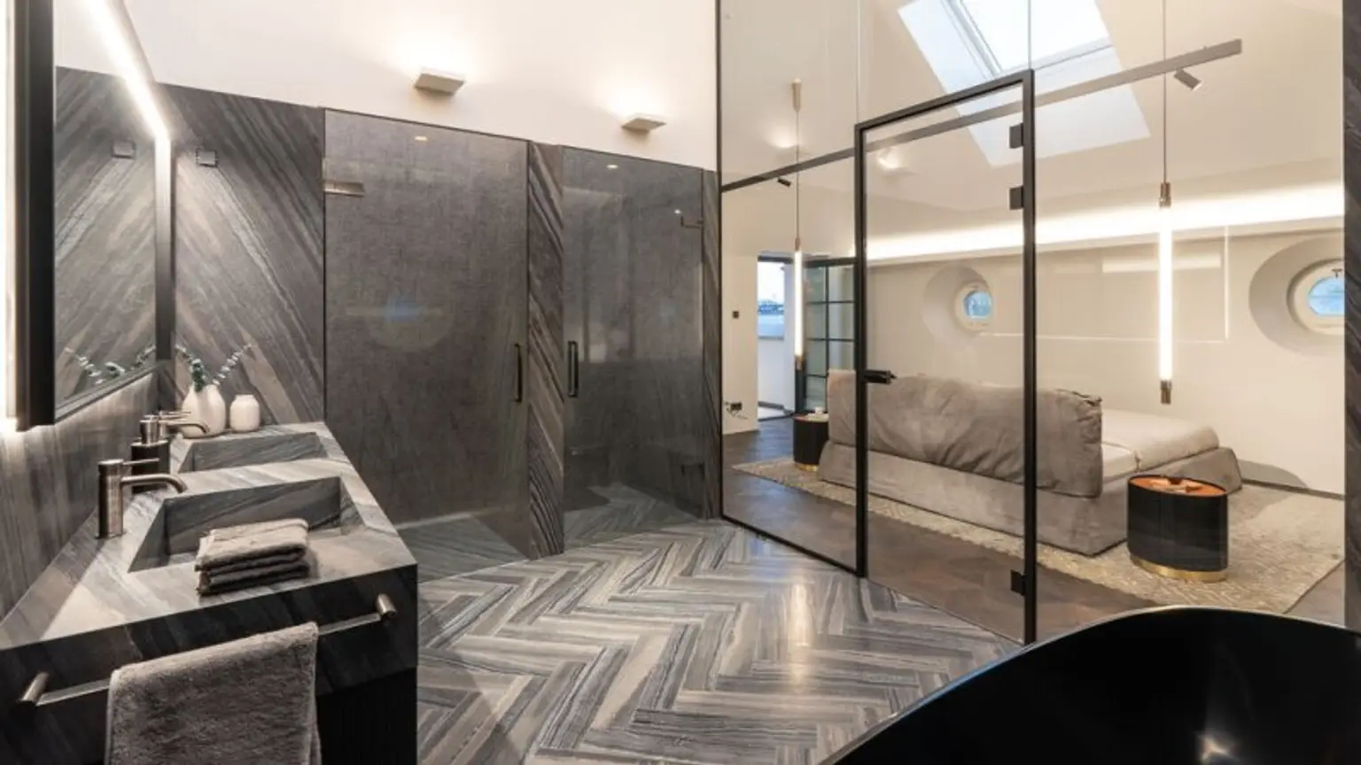 Exklusive Dachgeschoßwohnung: Ein einzigartiges Masterpiece an Design