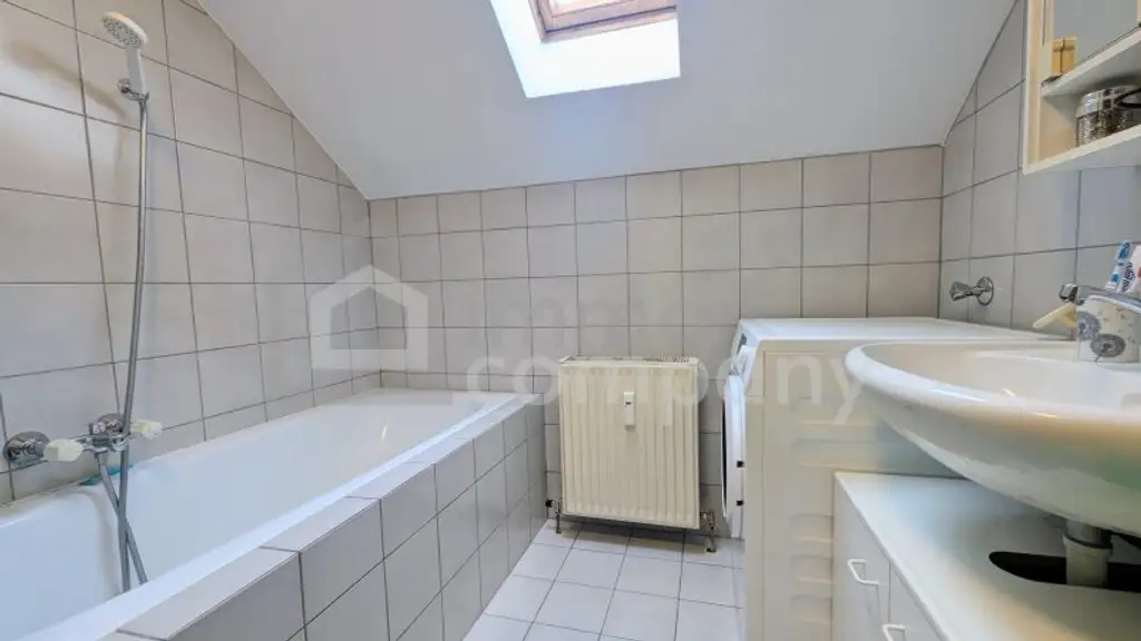 Traumhafte Maisonette-Wohnung in Hard | 120m² Wohnfläche | 4,5 Zimmer | Süd-Ost-Balkon | TG-Stellplatz - Perfekt für Familien!