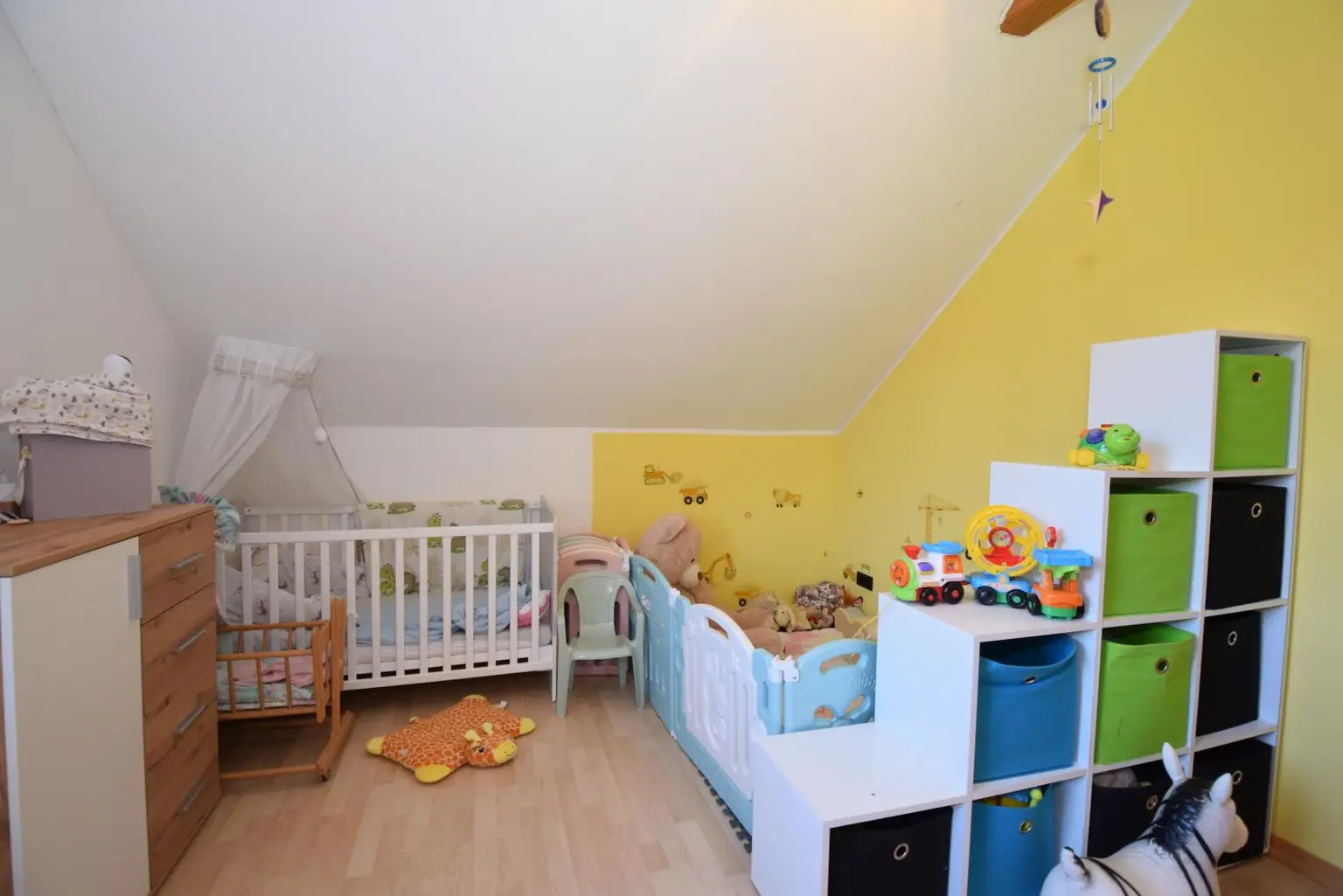 Zimmer im Obergeschoß