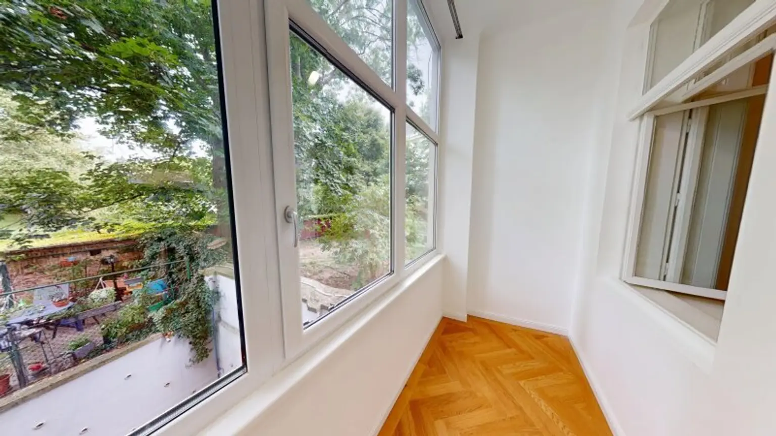 Traumhafte 3-Zi.-Altbauwohnung im 14.Bezirk! Ab sofort!