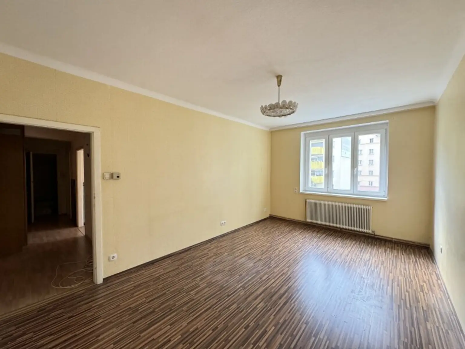 *Sanierungsbedürftiger Familienhit in absoluter Ruhelage bei Hernals* Ab sofort verfügbar!*