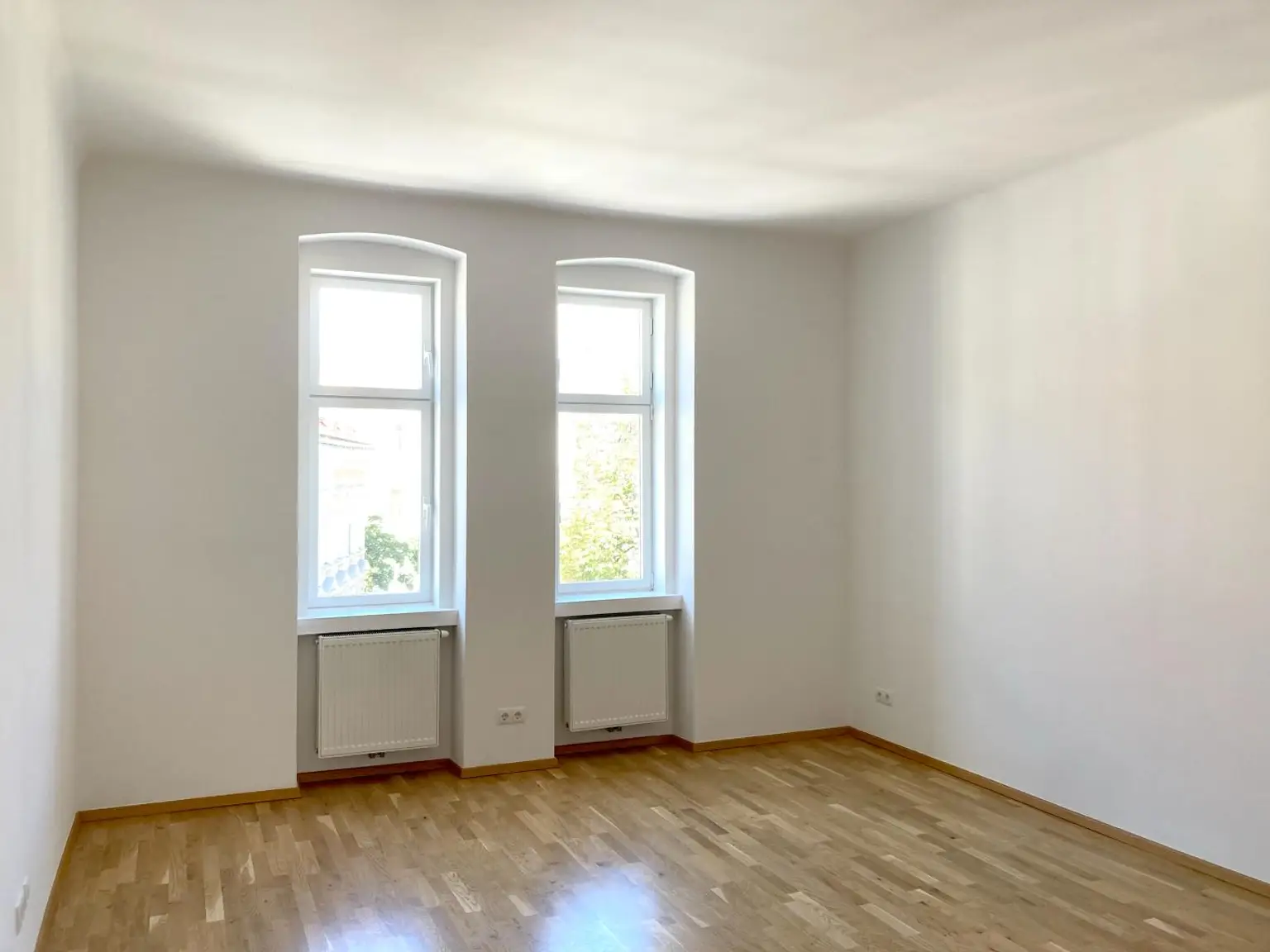Perfekt geschnitten: Frisch sanierte 3-Zimmerwohnung in bester Lage in 1150 Wien
