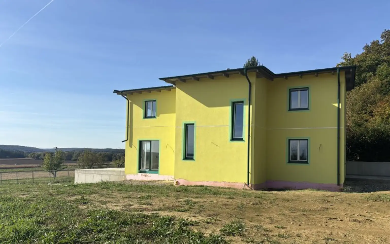 '' ZEITGEIST '' Exklusives Einfamilienhaus in beschaulicher Ruhelage - Fertigstellung Dez. 2025 !!