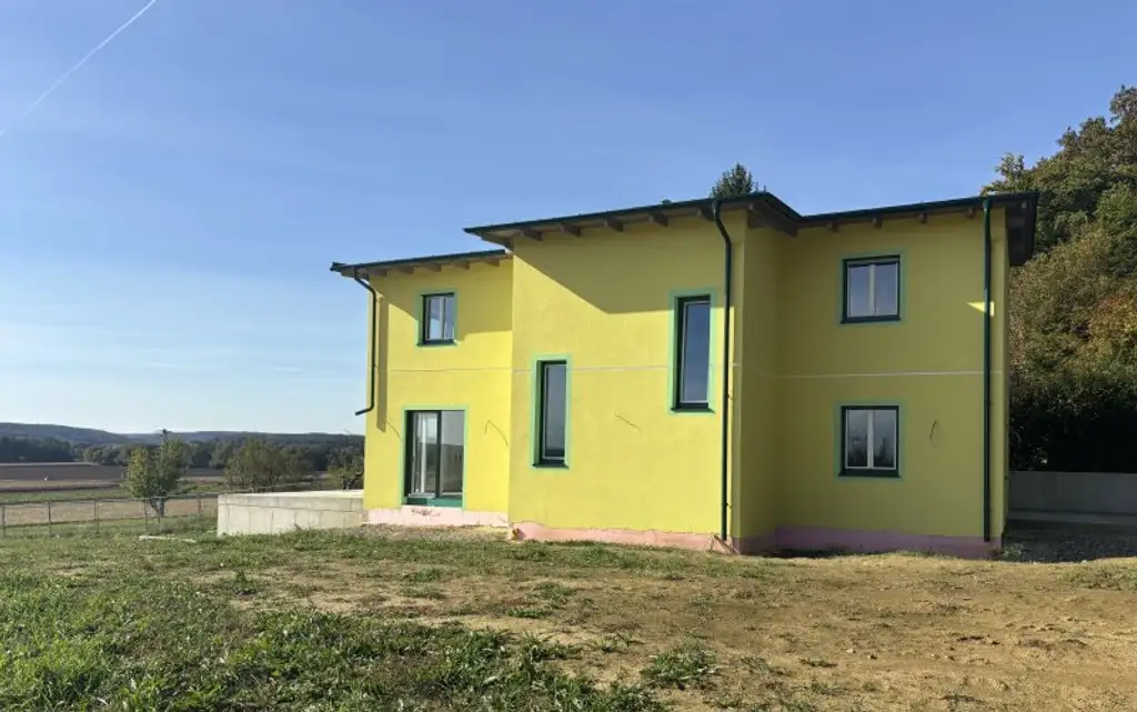 '' ZEITGEIST '' Exklusives Einfamilienhaus in beschaulicher Ruhelage - Fertigstellung Dez. 2025 !!