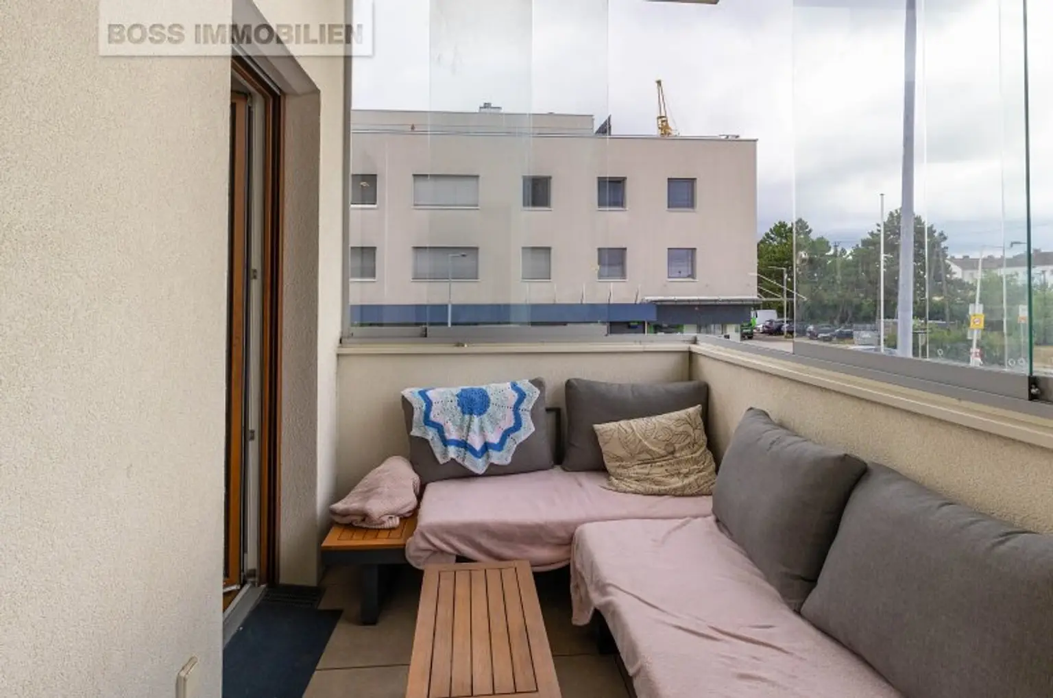 55 Loggia