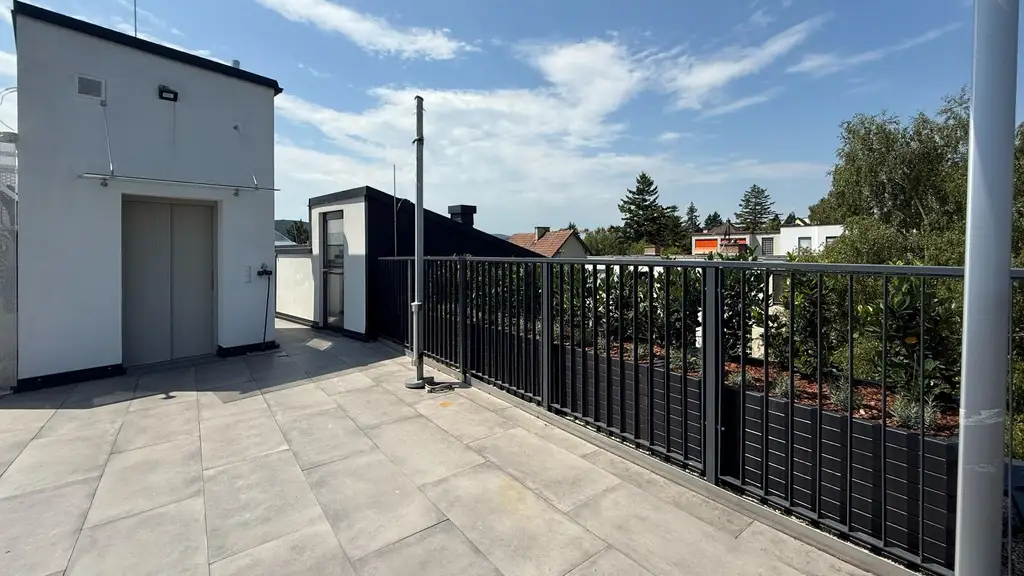 LUXUS, Ruhe, Fernblick| Große TERRASSE| BALKONE | EIGENES POOL
