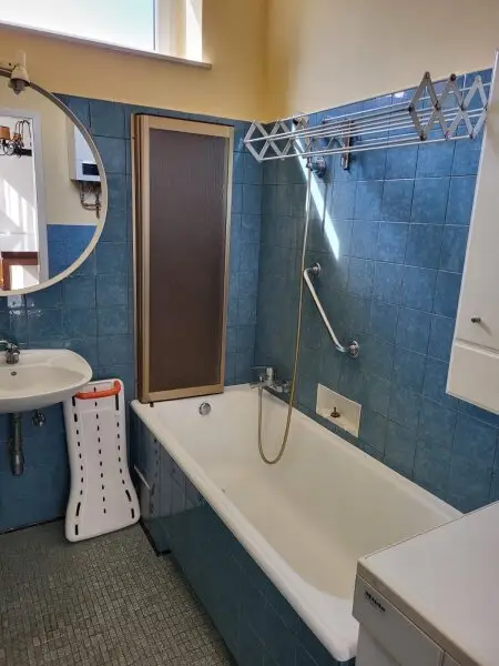 Charmante Villa mit weitläufigem Garten, Wintergarten & vielseitigen Wohnbereichen by Lifestyle Properties