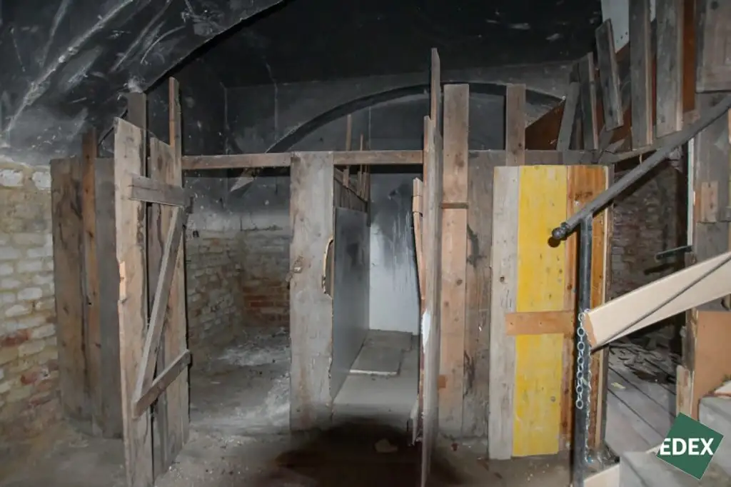 Souterrain-Lager im 16. Bezirk