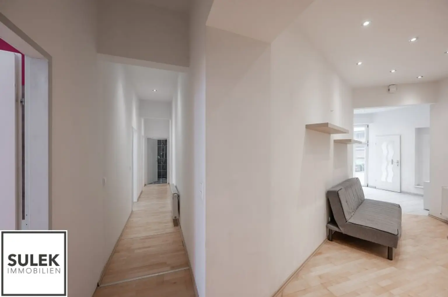 Ab sofort beziehbar: teilmöblierte Altbau-Erdgeschosswohnung nahe U3 Johnstraße