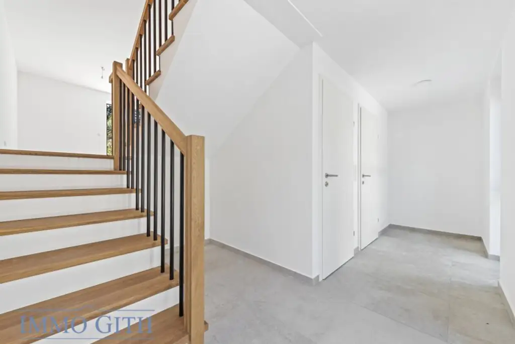 EXKLUSIVES TOWNHOUSE MIT GARTEN, PV-ANLAGE & DESIGNAUSSTATTUNG ZU KAUFEN – WIEN DIREKT VOR DER TÜR