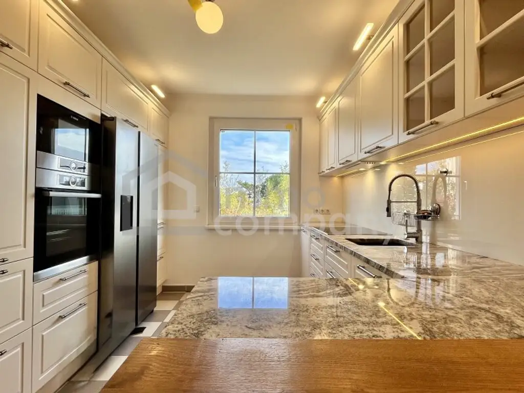 Fuchs und Hase - wunderschöne Doppelhaushälfte in märchenhafter Lage !