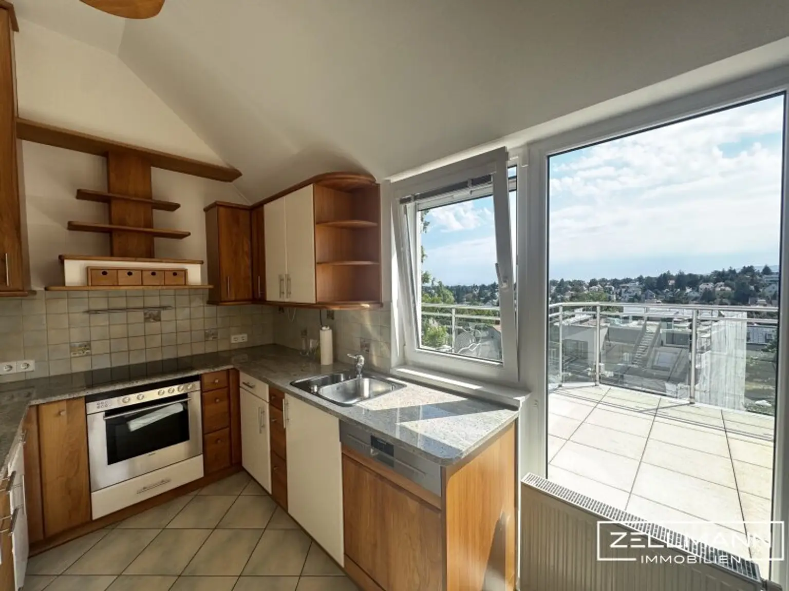 Familienfreundlich & naturnah – Exklusive Maisonette in Grünruhelage | ZELLMANN IMMOBILIEN