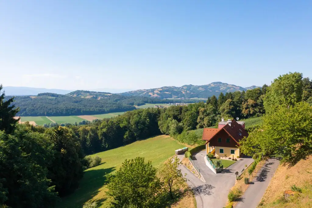 "Privates Paradies mit Panorama – 5 Hektar Freiheit & ein Zuhause zum Verlieben"